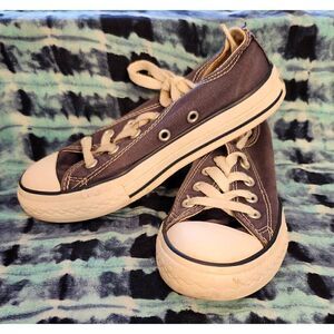 Converse Chuck Taylor blue grey low top sneakers with white toes and laces junio